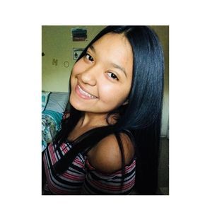 Meet your Posher, Desiree